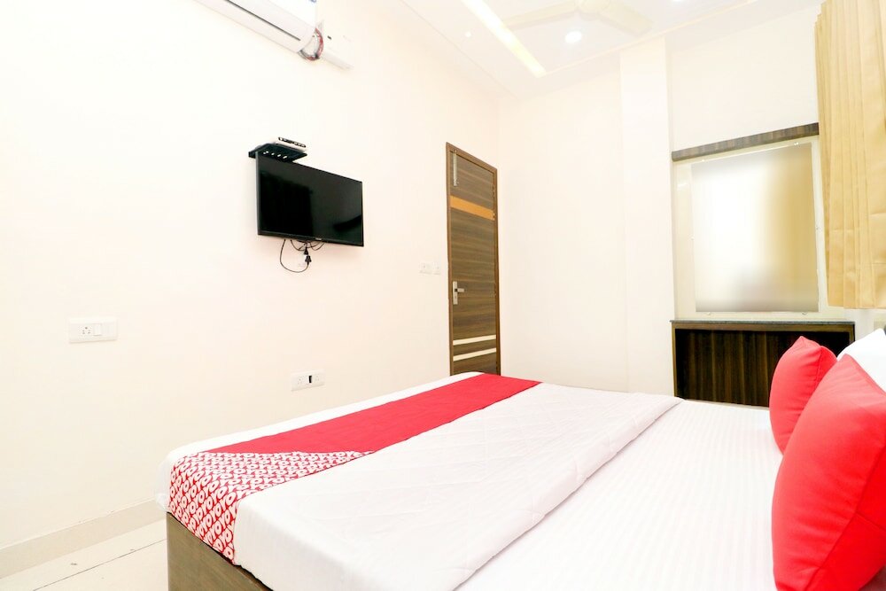 Фото Oyo 39759 Kesari Root