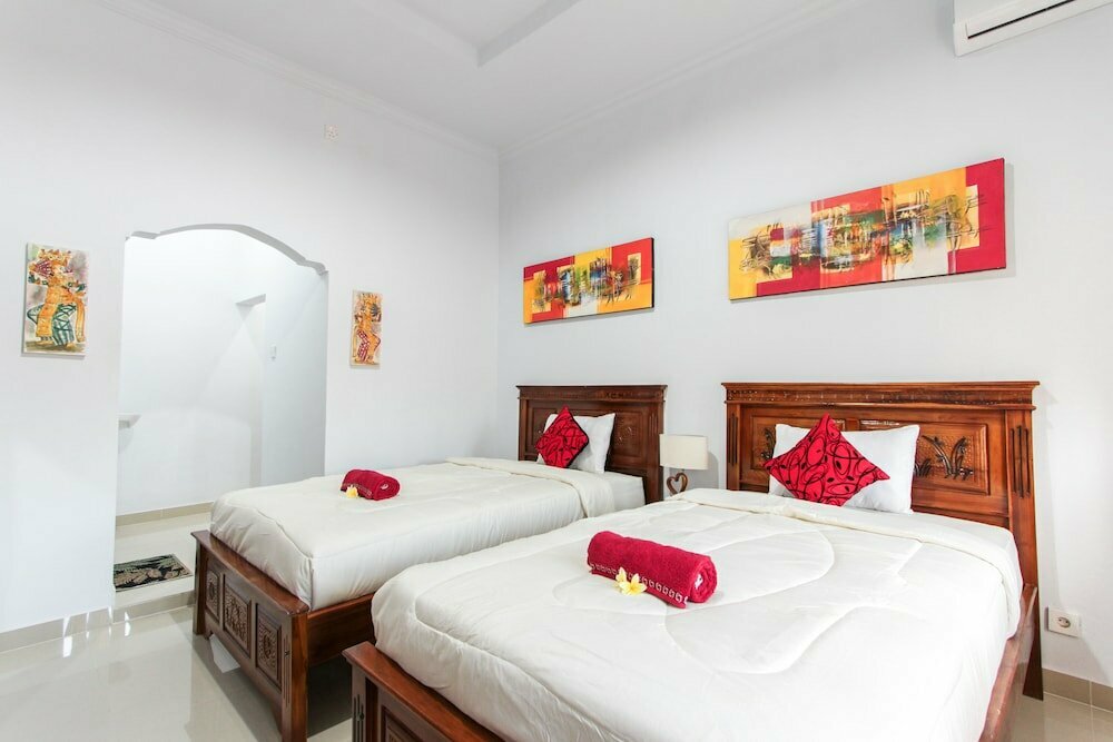 Hotel Two Made's Guest House, Denpasar, photo