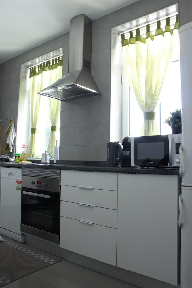 Фото Aveiro White House