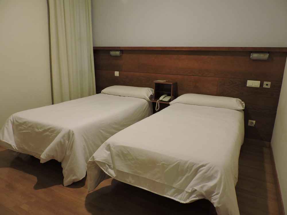 Фото Hotel Jacobeo