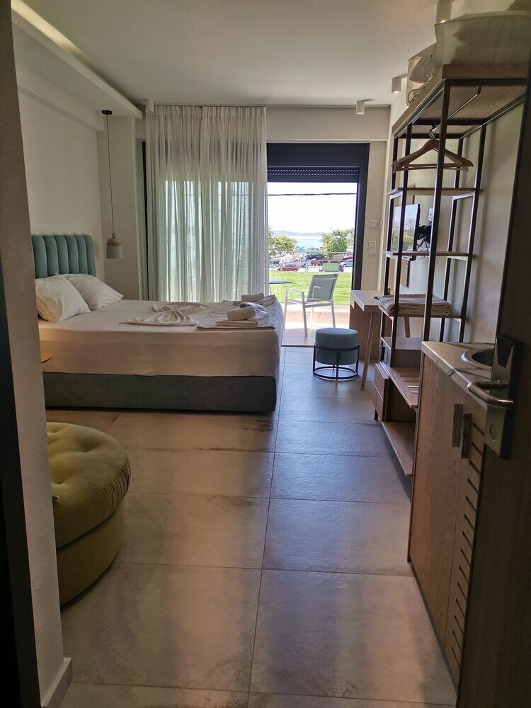 Фото Thetis Boutique Apartments