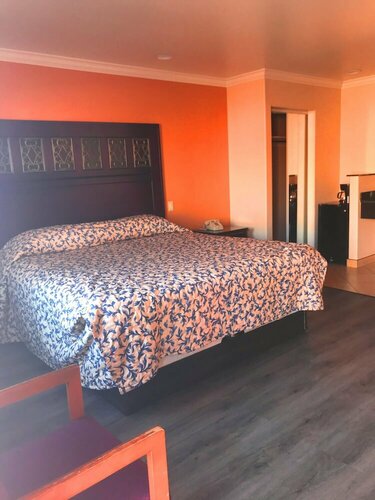 Гостиница Hyland Motel в Бреа