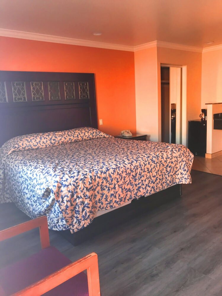 Фото Hyland Motel