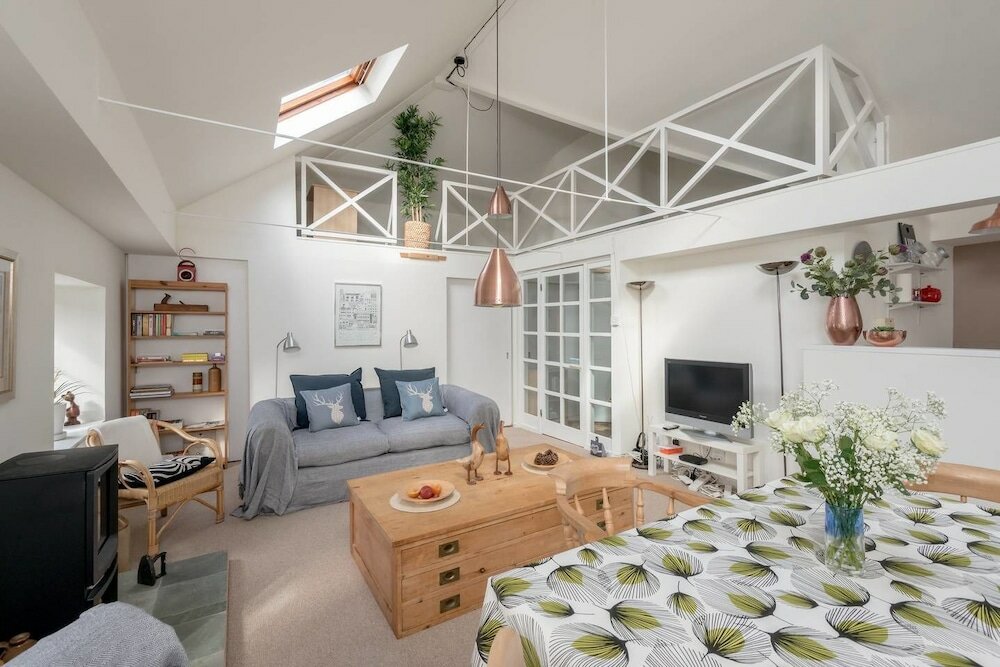 Фото Loft at the Brewery in Edinburgh Old Town