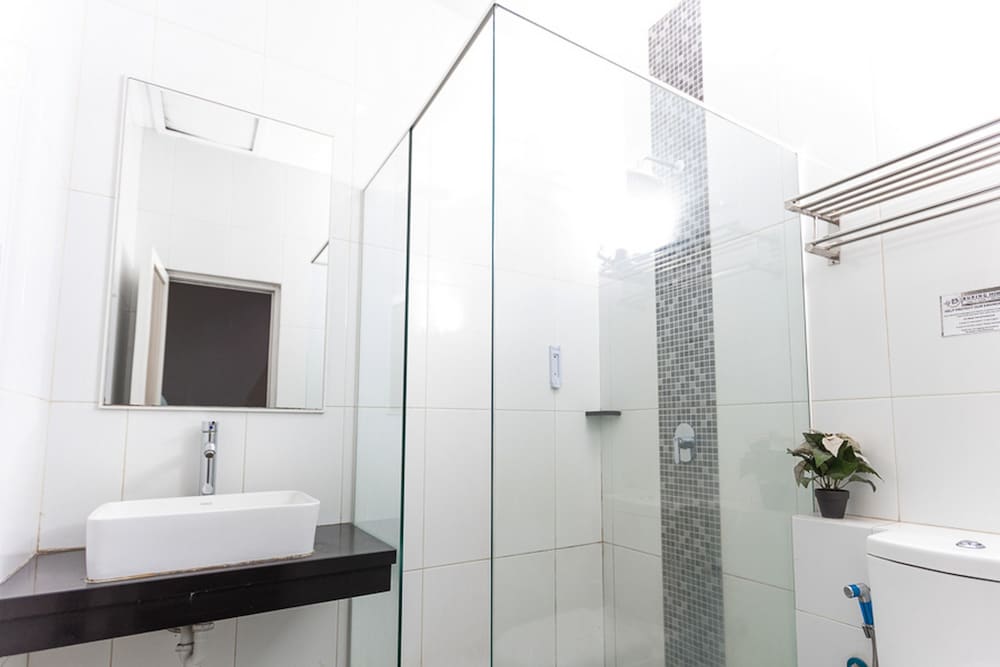 Фото RedDoorz Plus @ Idjen Boulevard Malang