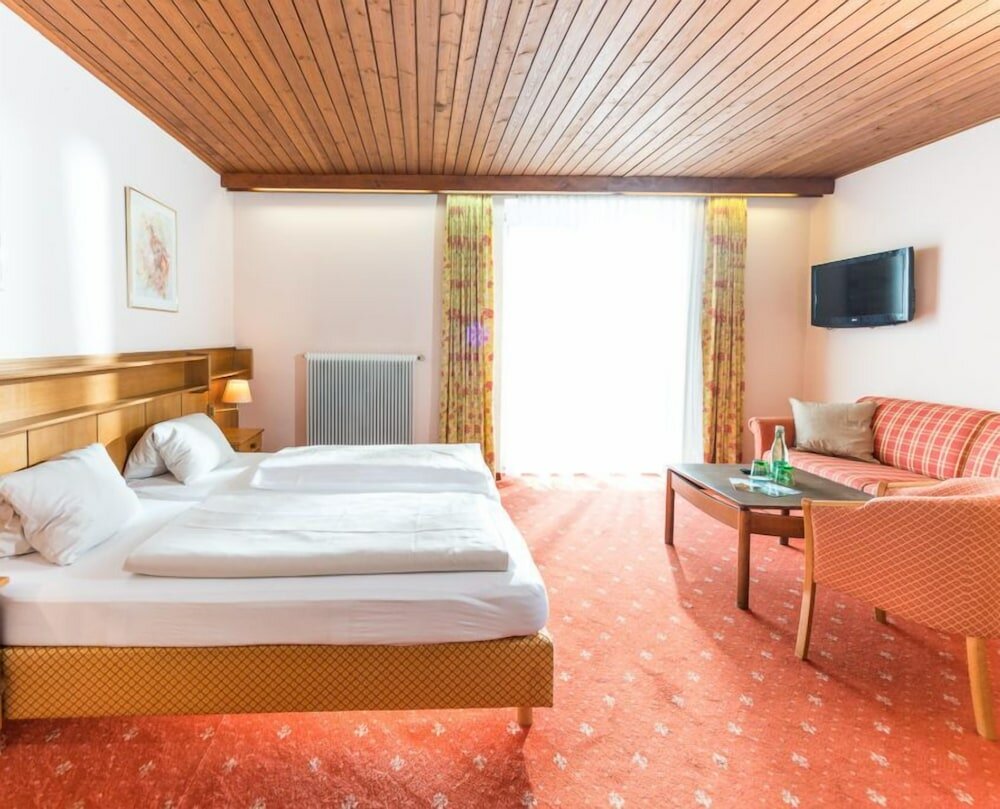 Фото Zur Post & Appartementhaus Kern