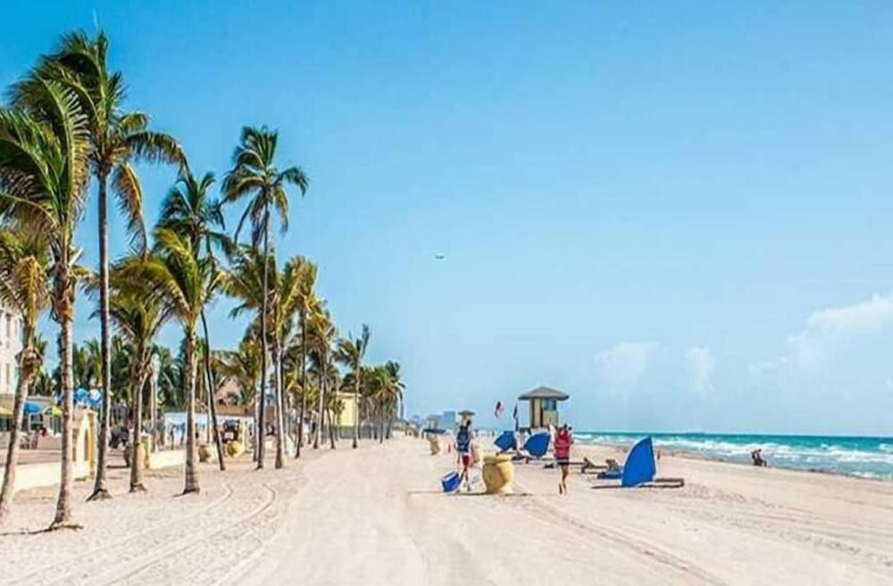 Фото Bwalk Resort Rentals