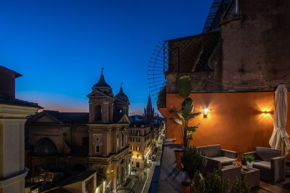 Фото Piazza di Spagna Comfort Rooms