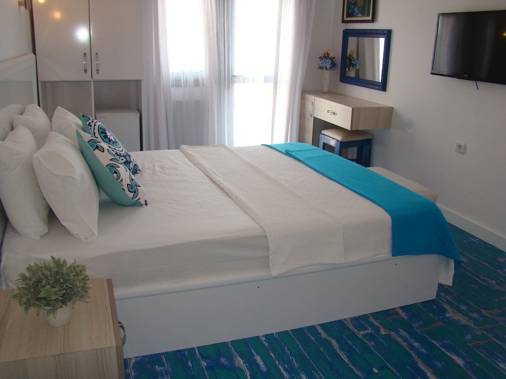 Фото Urla Yelken Hotel