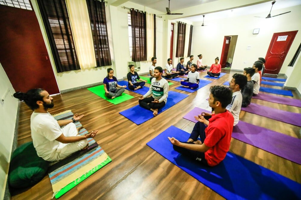 Фото Hotel Neeraj Bhawan