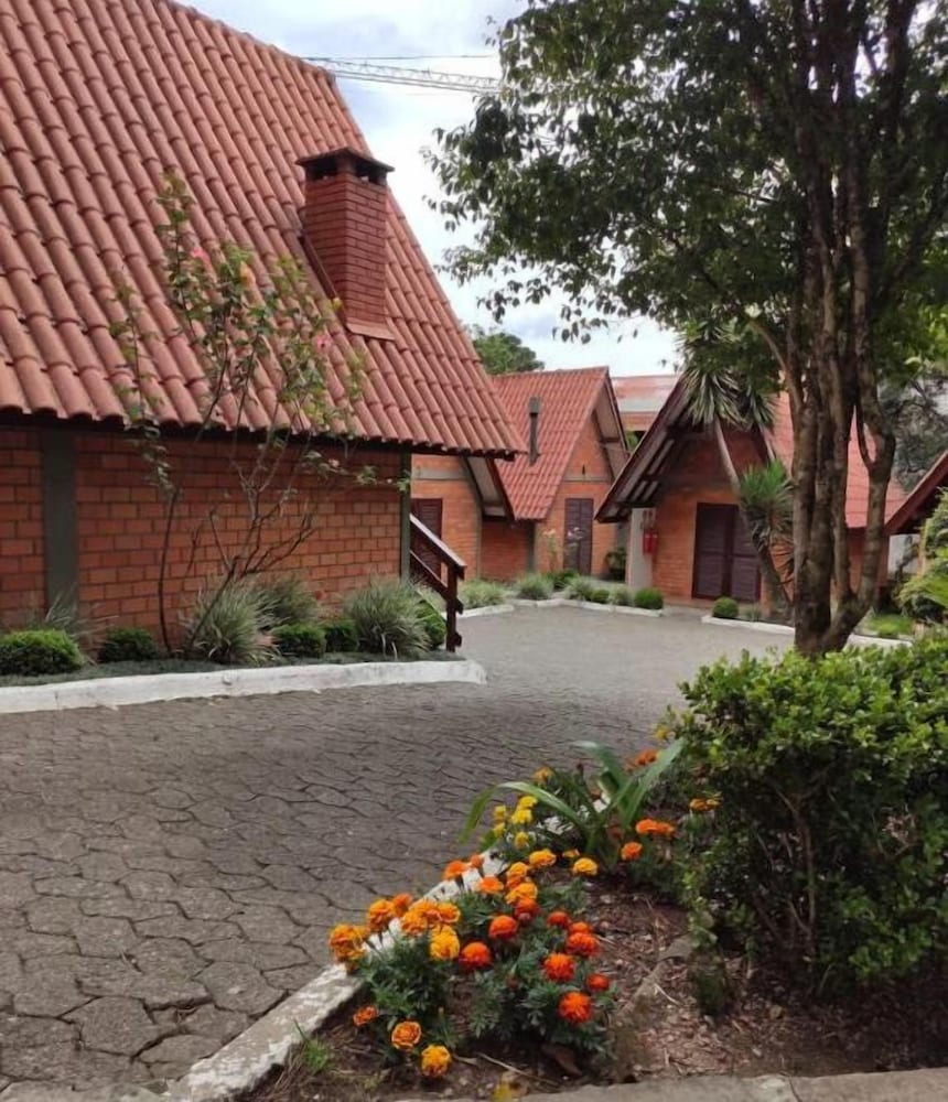 Фото Hotel Cabana Jardim De Flores