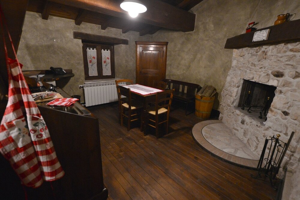 Фото Robur Marsorum Albergo Diffuso