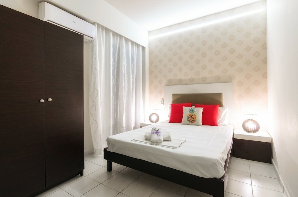 Фото Mouria Studios & Apartments