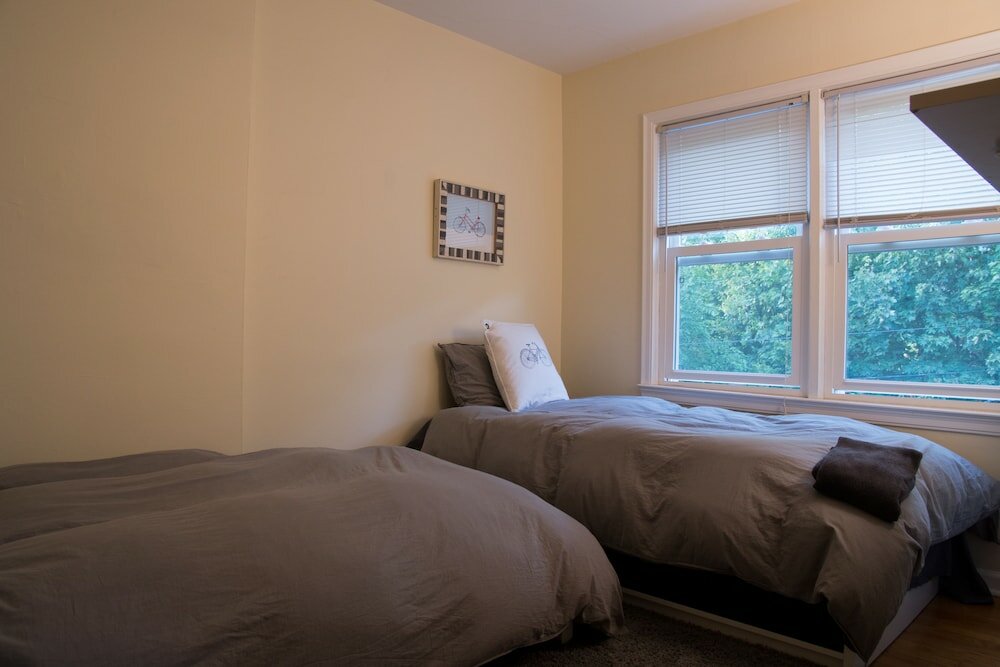 Фото Two Bedroom West Stadium Bungalow - Unit 522