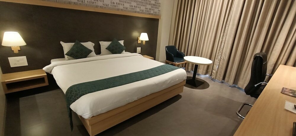 Фото Hotel Gopalas Residency