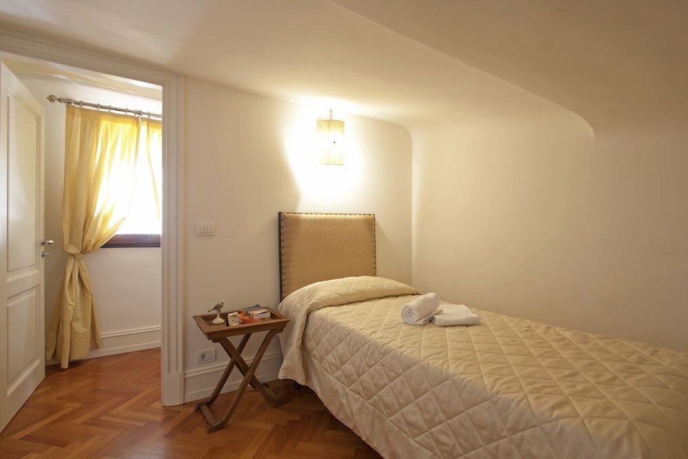 Фото Serristori Palace Residence