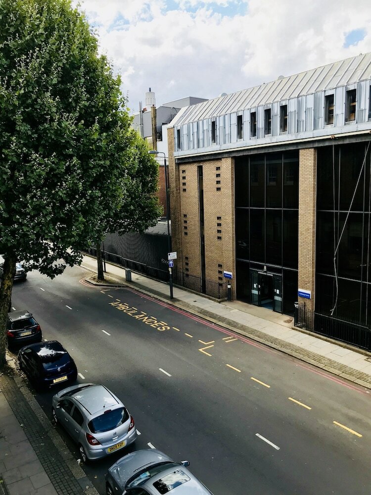 Фото Swinton Hotel