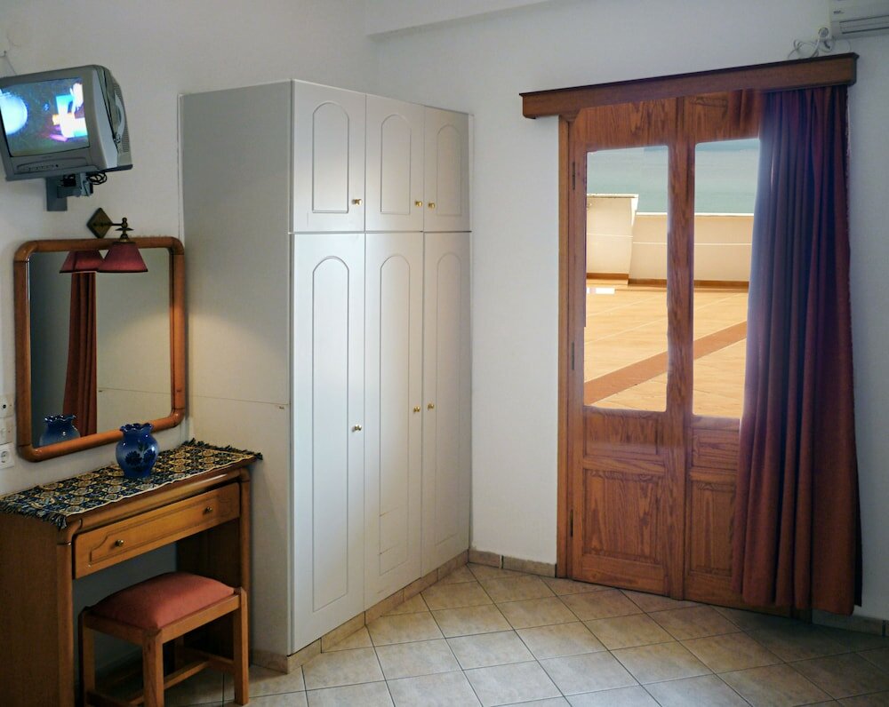 Фото Nereides Apartments