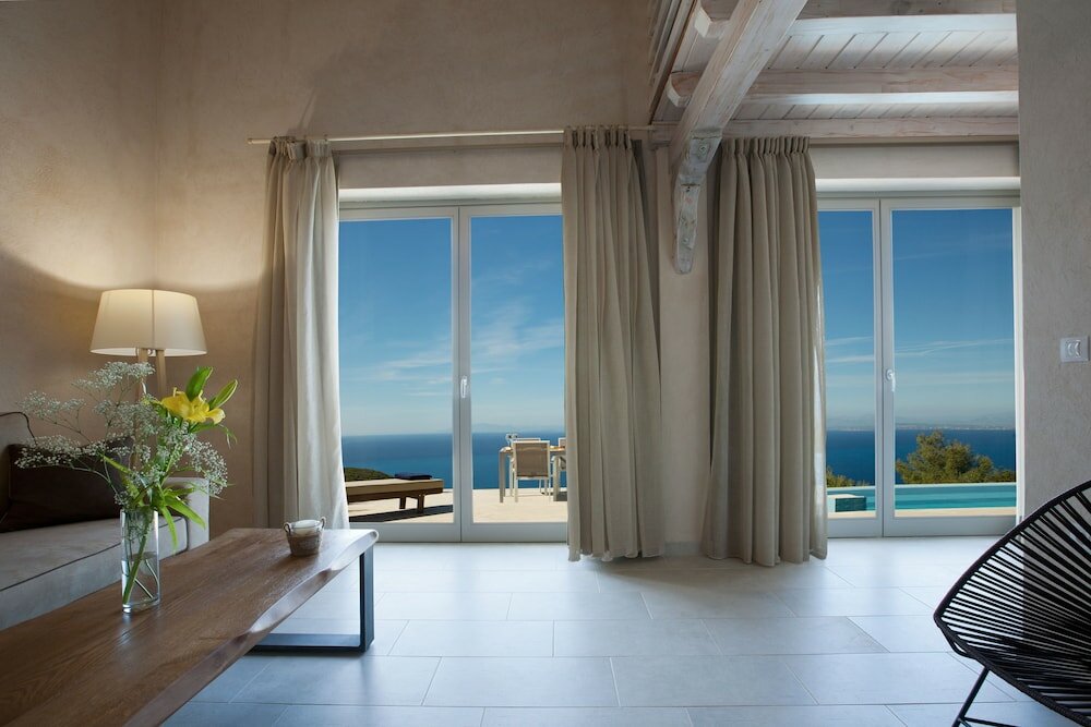 Фото Ionian Horizon Villas