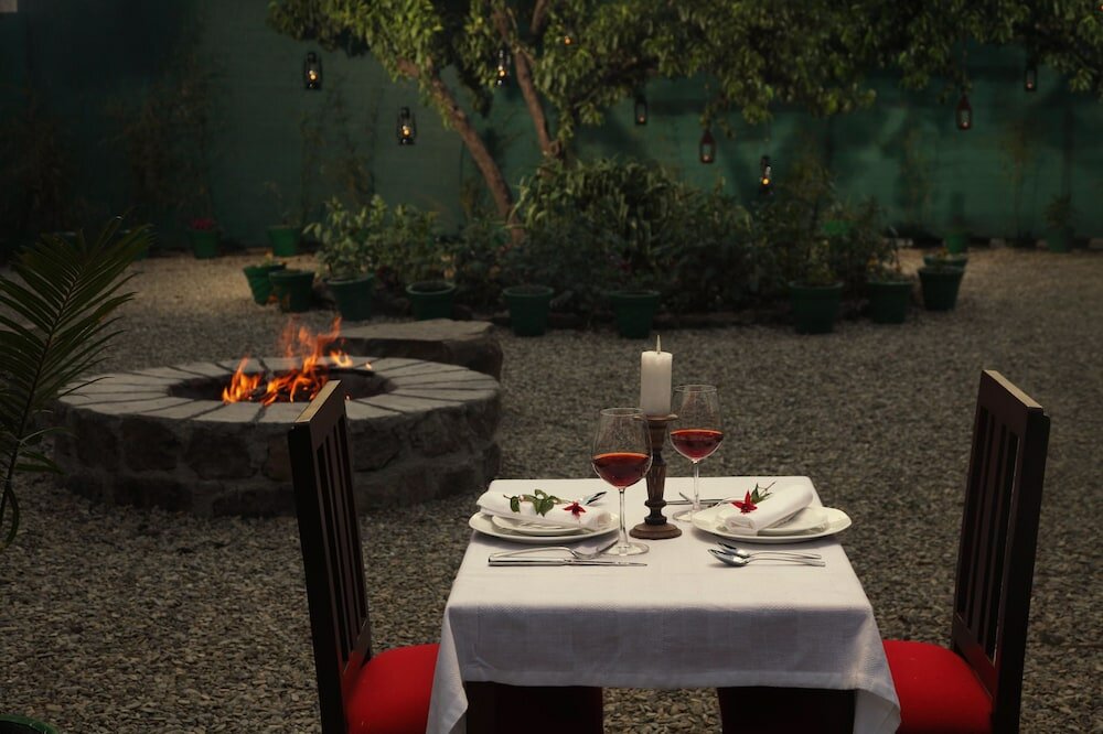 Фото Hotel Dev Cottage