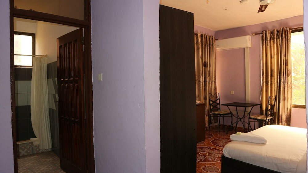 Фото Radach Lodge & Conference Centre