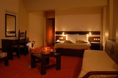 Гостиница Hotel Eken в Бандырме