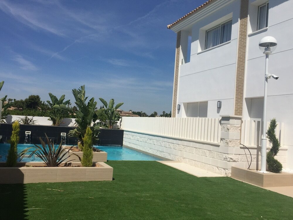 Фото Apartamentos La Laguna