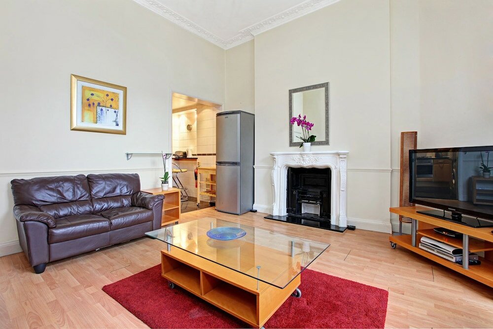 Фото Baker Street Suites