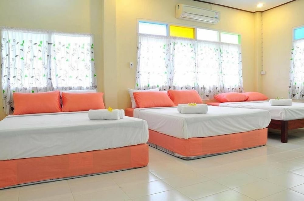 Фото At Home Suanphung