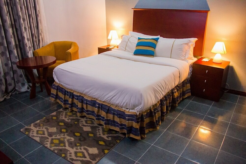 Фото The Palmview Manor Hotel