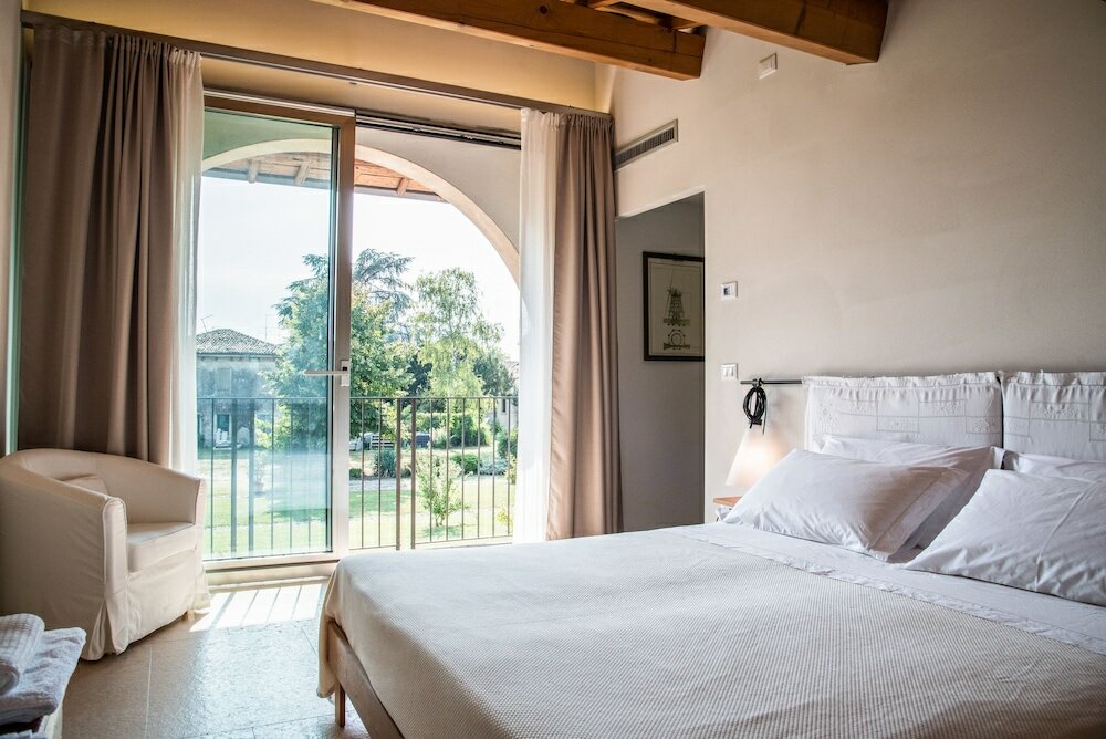 Фото Agriturismo Corte Ruffoni