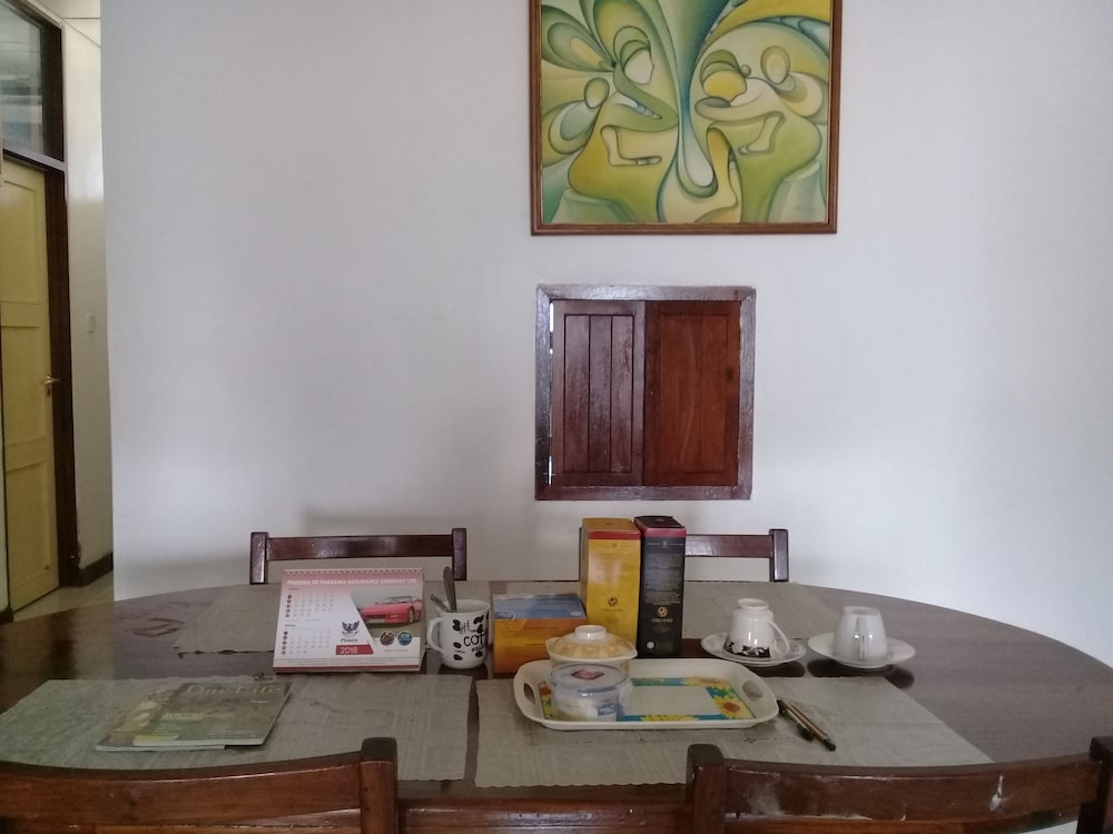 Фото Sokoine House B&b