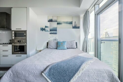 Гостиница Simply Comfort Gorgeous Apartments in the Heart of Toronto в Торонто