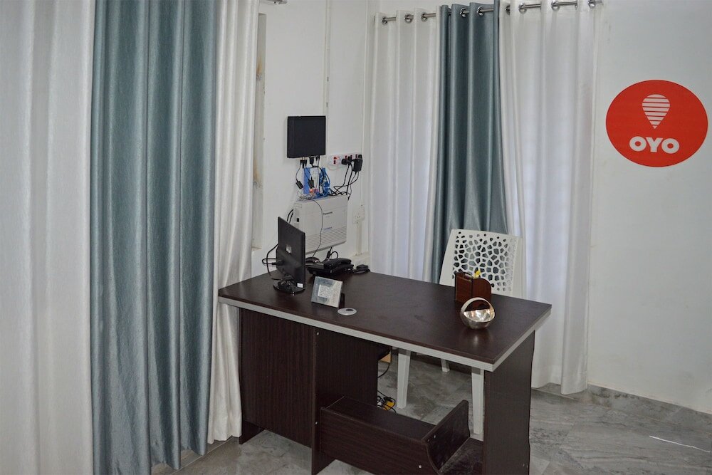 Фото Oyo 10180 Hotel Value