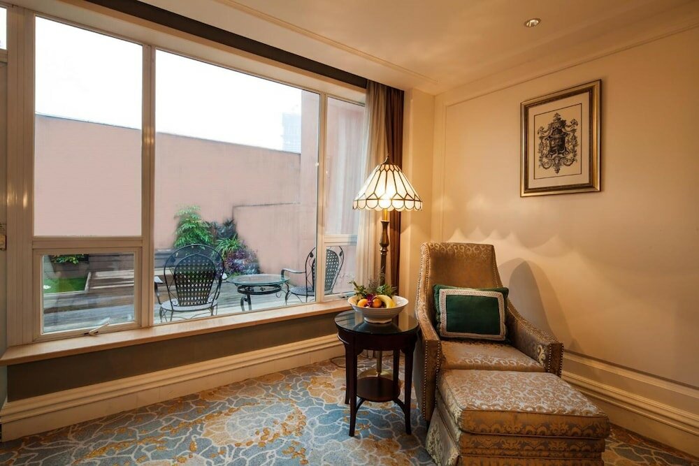 Фото Chongqing Auwi Hotel