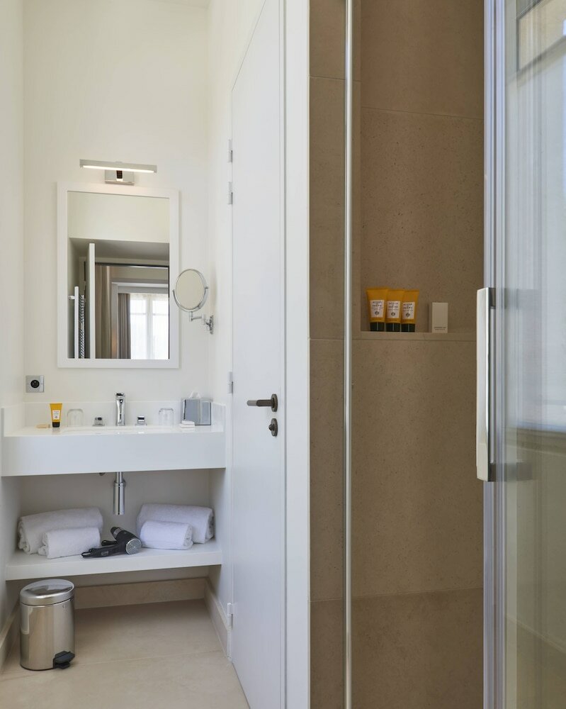 Фото Hôtel Les Roches Blanches