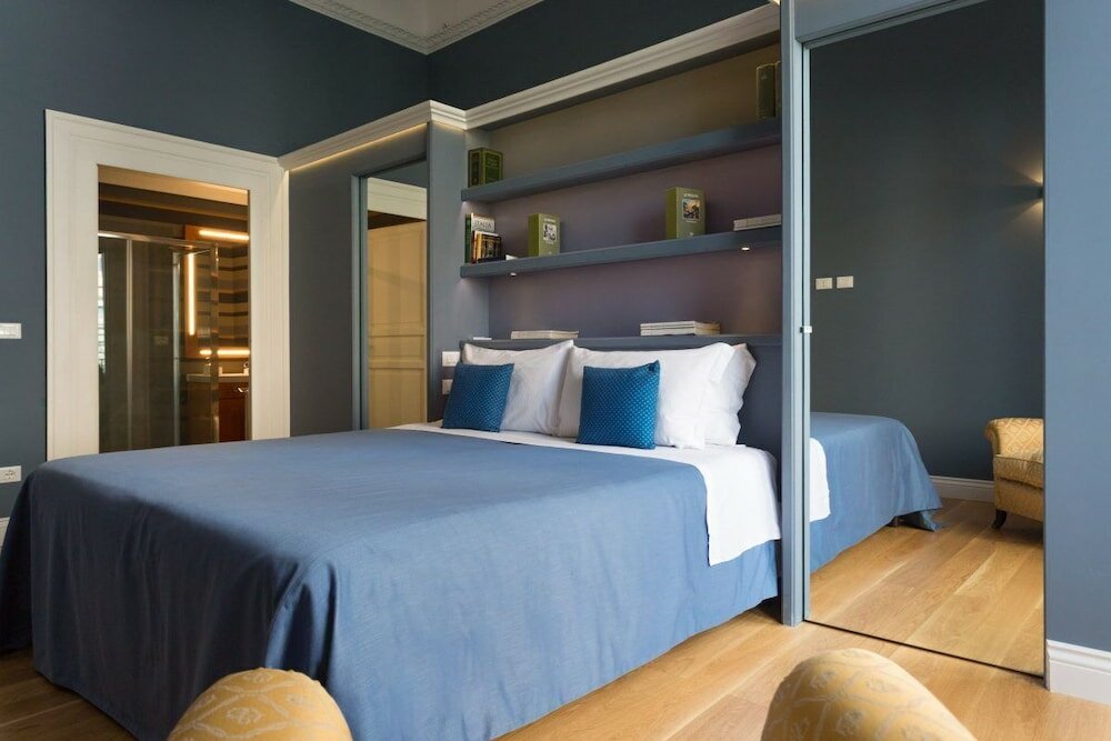 Фото Palazzo Arone dei Baroni di Valentino