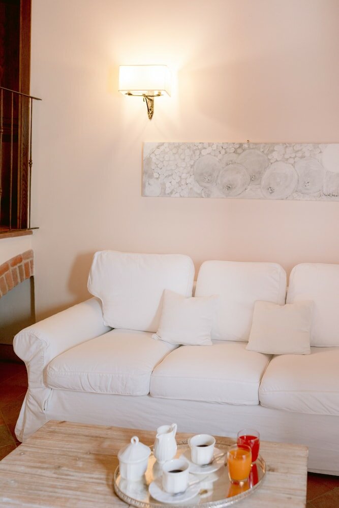 Фото Borgo Sant'Ambrogio Resort