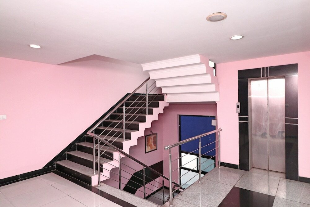 Фото Oyo 4754 Hotel Center Point