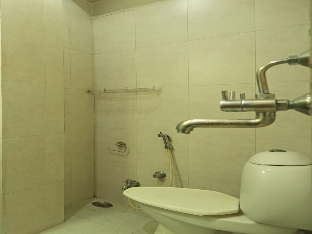 Фото Oyo 1671 Hotel Sundaram