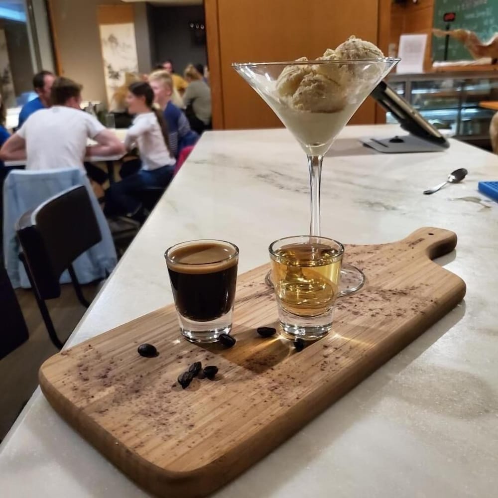 Фото White Horse Hotel