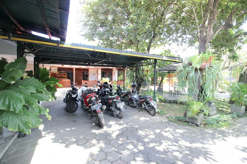 Фото RedDoorz Plus @ Prawirotaman Area