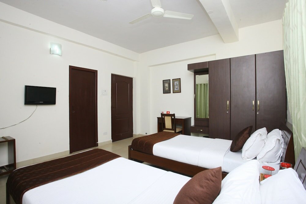 Фото Oyo 10130 Felicity Inn Nungambakkam