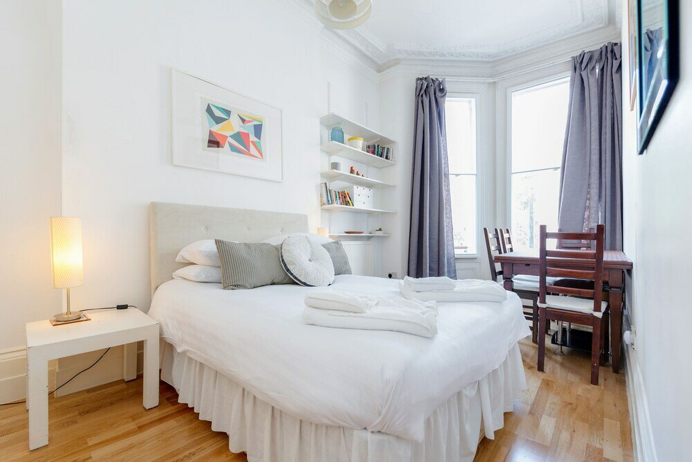 Фото Philbeach Balcony- 2bed flat in Earls Ct