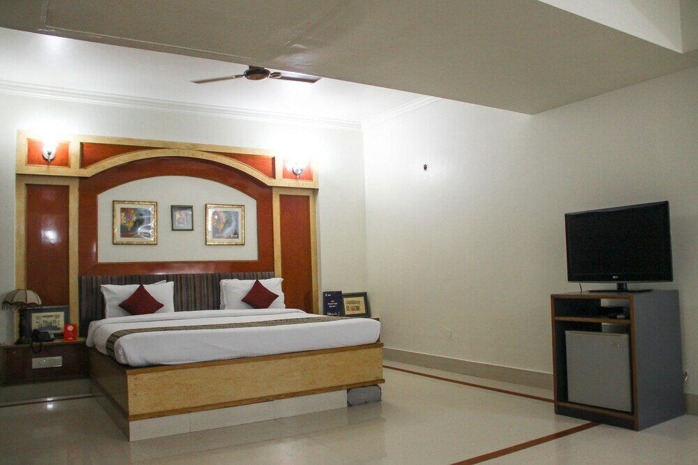 Фото Oyo 8450 Hotel Grand Starline