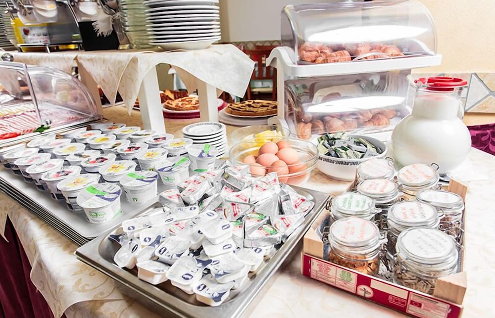 Фото Hotel Dolce Vita Cesenatico