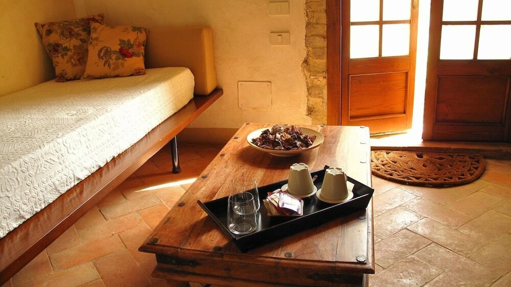 Фото Tenuta Fattoria Vecchia