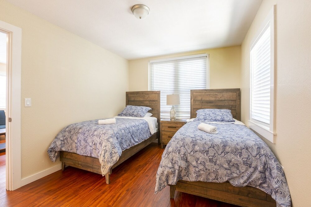 Фото Marbella Lane Triplex San Jose