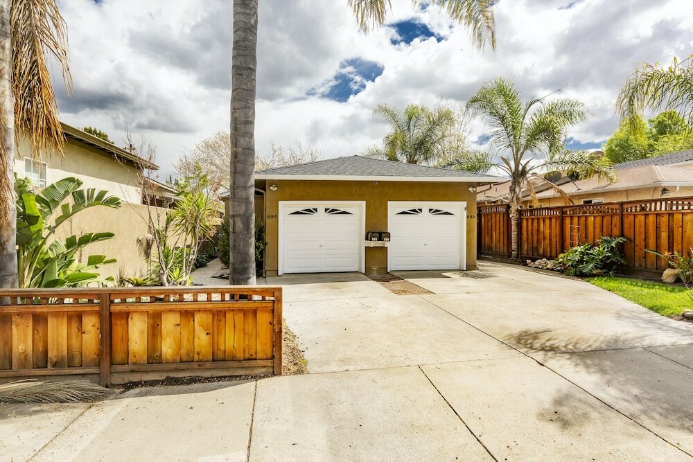 Фото Marbella Lane Duplex San Jose