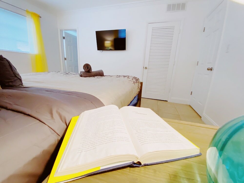 Фото Bayview Regency Apartments by Lowkl